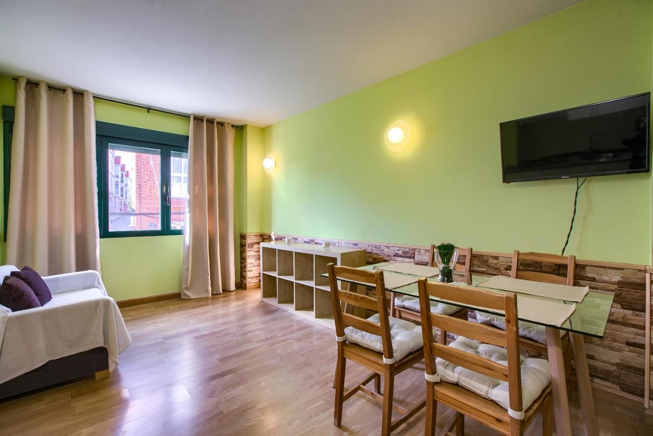 Apartamentos Barajas Madrid Exterior photo