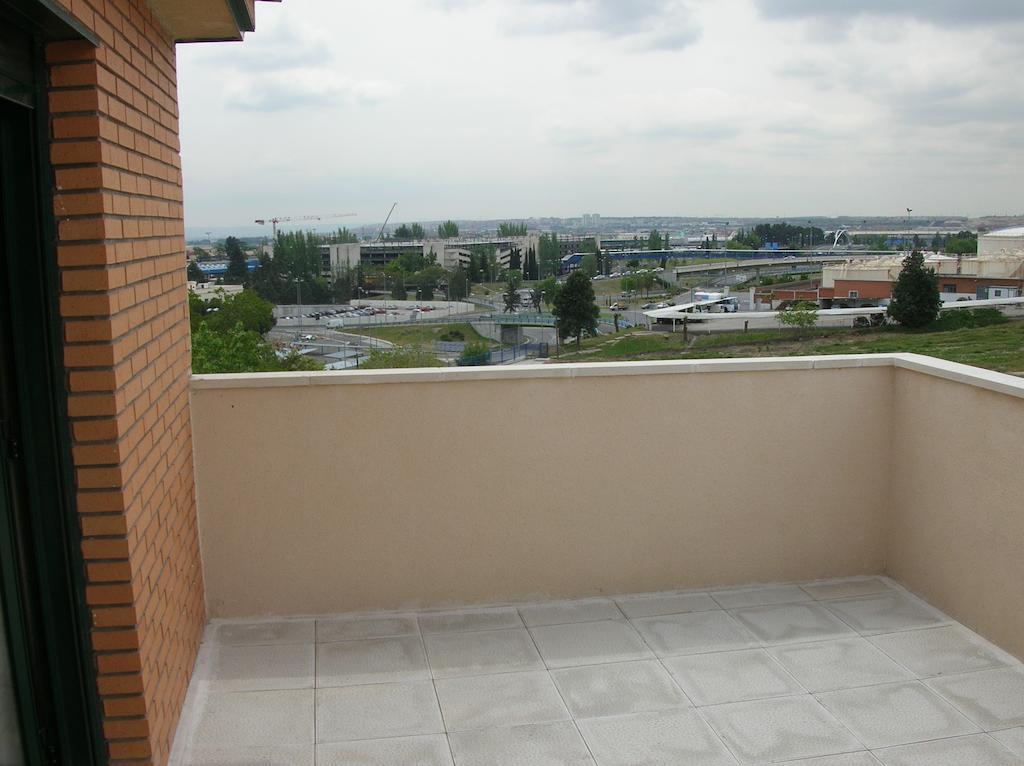 Apartamentos Barajas Madrid Room photo